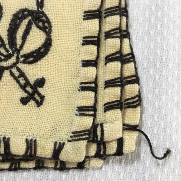 4 Vintage Hand Embroidered Cloth Formal Napkins Holiday Candle Bow Yellow Black - Picture 6 of 7